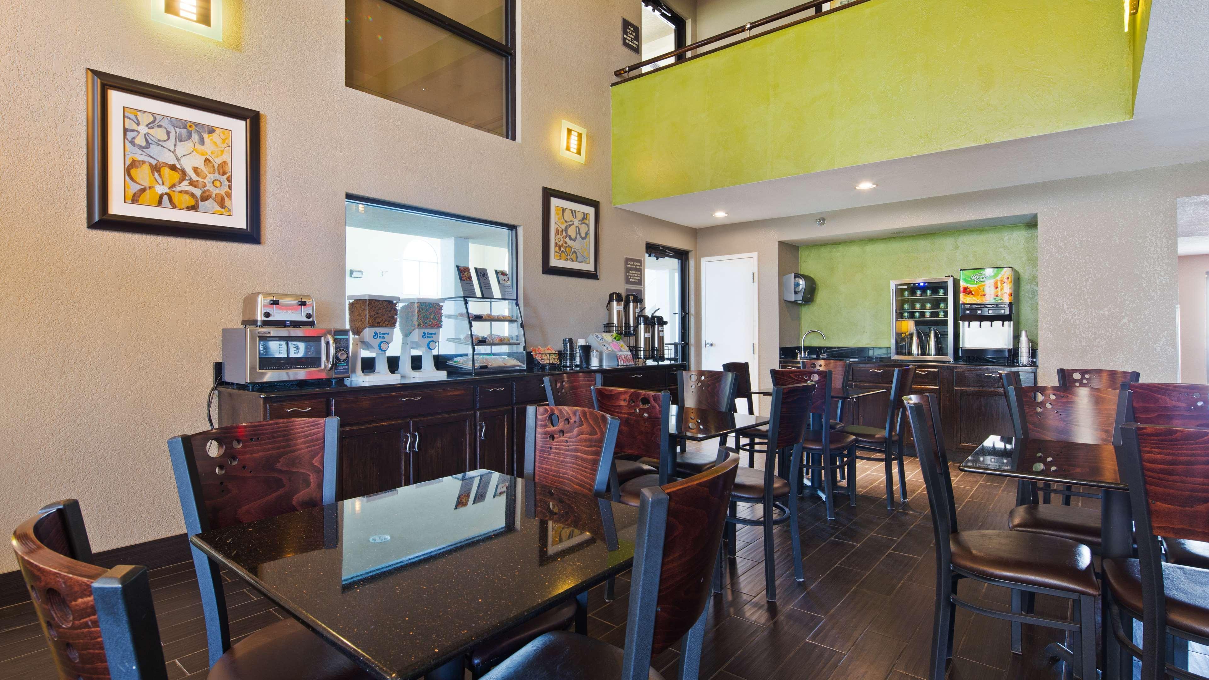 Dumas Best Western Windsor Inn מראה חיצוני תמונה