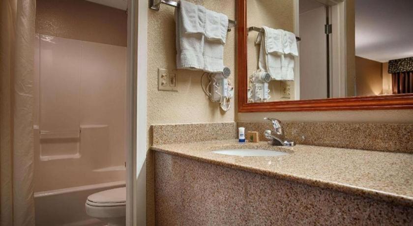 Dumas Best Western Windsor Inn מראה חיצוני תמונה