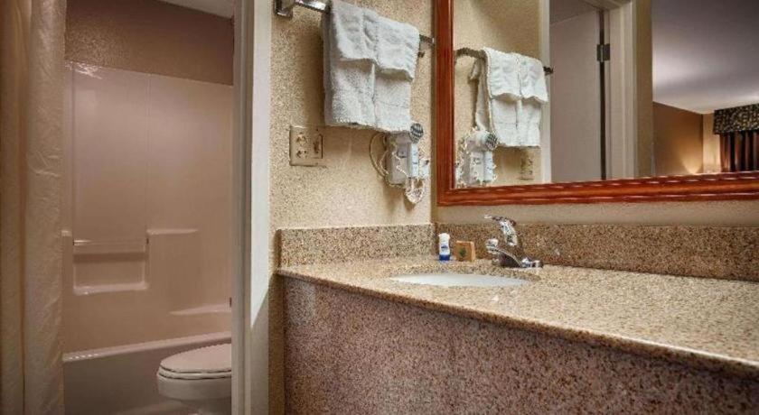 Dumas Best Western Windsor Inn מראה חיצוני תמונה